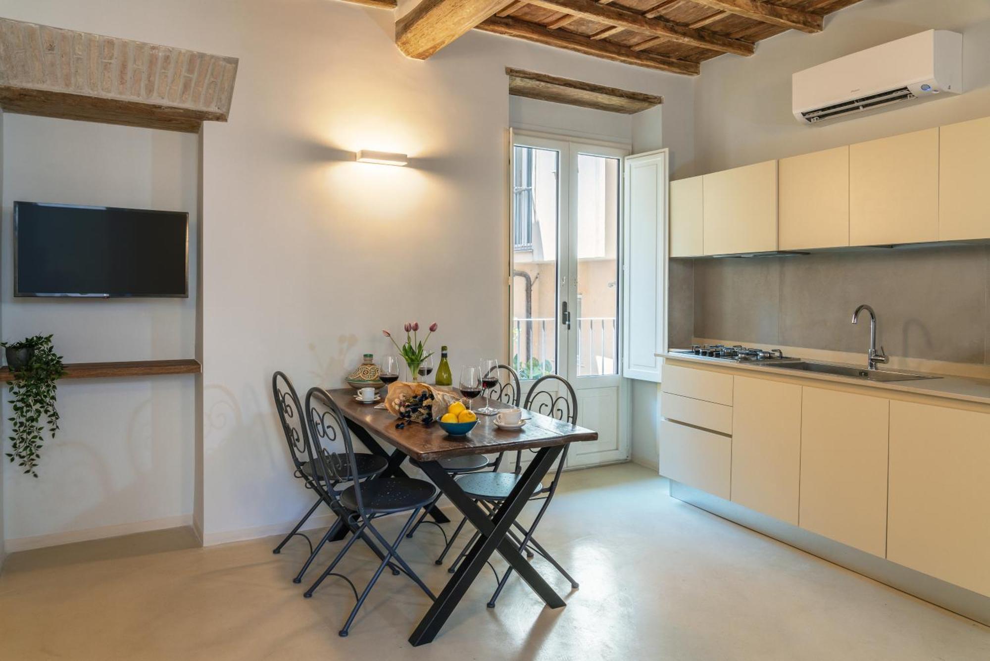 Reginella Luxury